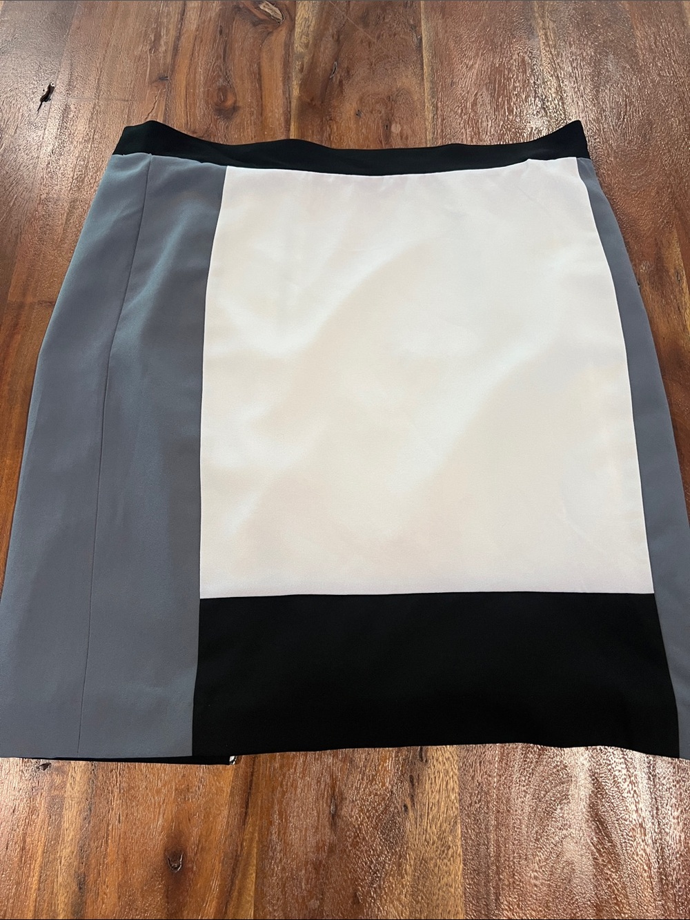 Narciso Rodriguez White, Gray and Black Colorblock Pencil Skirt